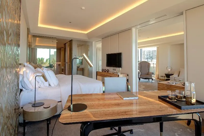 *****  Savoy Palace The Leading Hotels Of The World Фуншал Португалия
